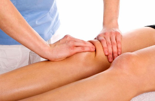Massaggio per l'artrosi del ginocchio